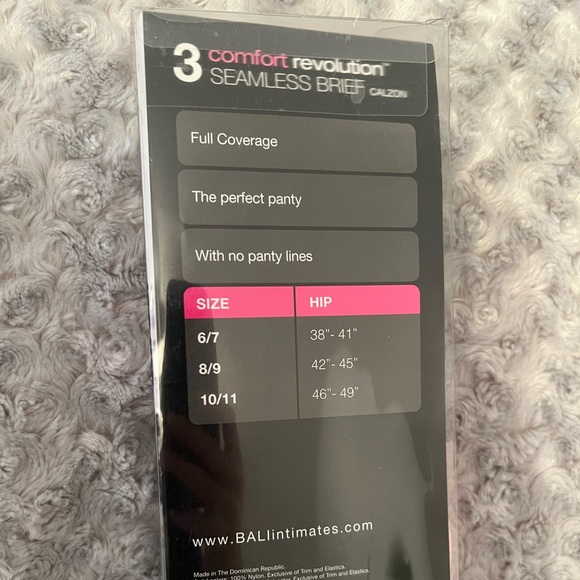 Bali Comfort Revolution Briefs 3 Pairs Size 8/9 NWT - Picture 3 of 5